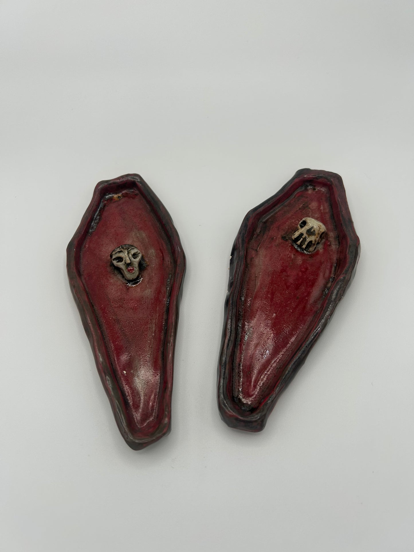 SKELLY AND VAMP INCENSE BURNER